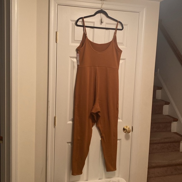 Brand New Wild Fable Brown Spaghetti Strap Jumpsuit…size 3X - Picture 2 of 5